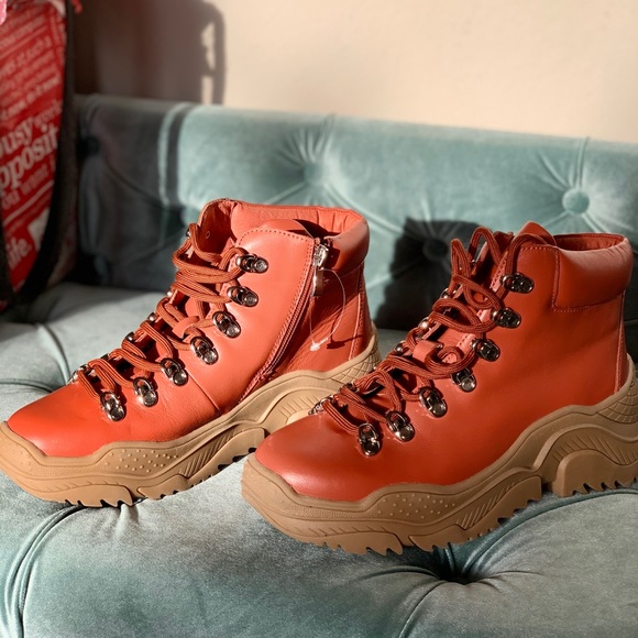 Jeffery Campbell Sneakerboot - Picture 2 of 4